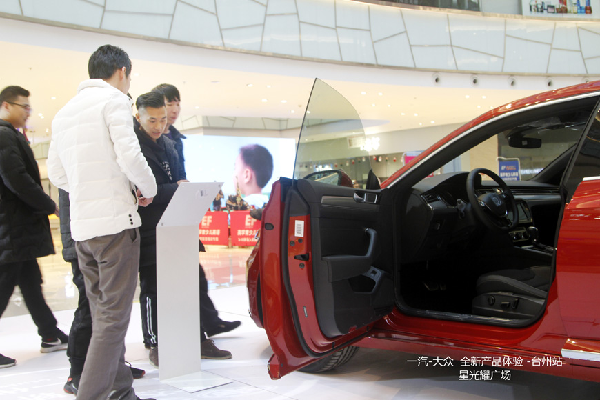 车展摄影师